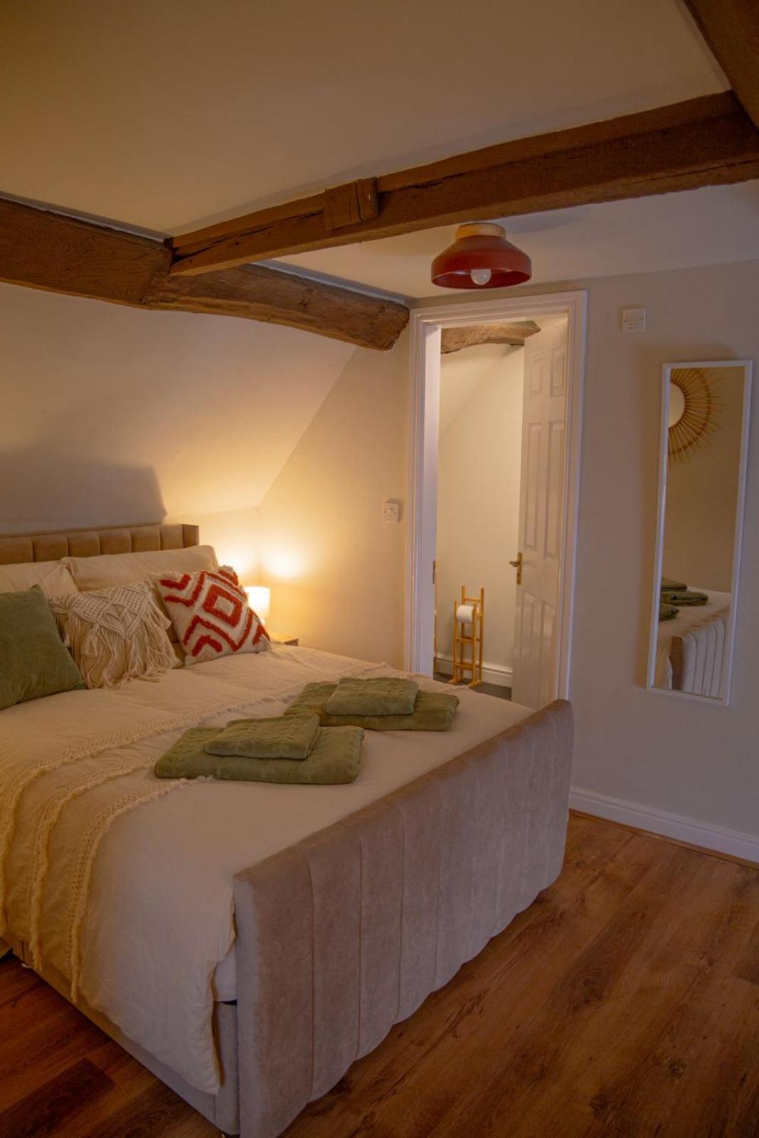 Countryside Loft In Bridgnorth Apartment ภายนอก รูปภาพ